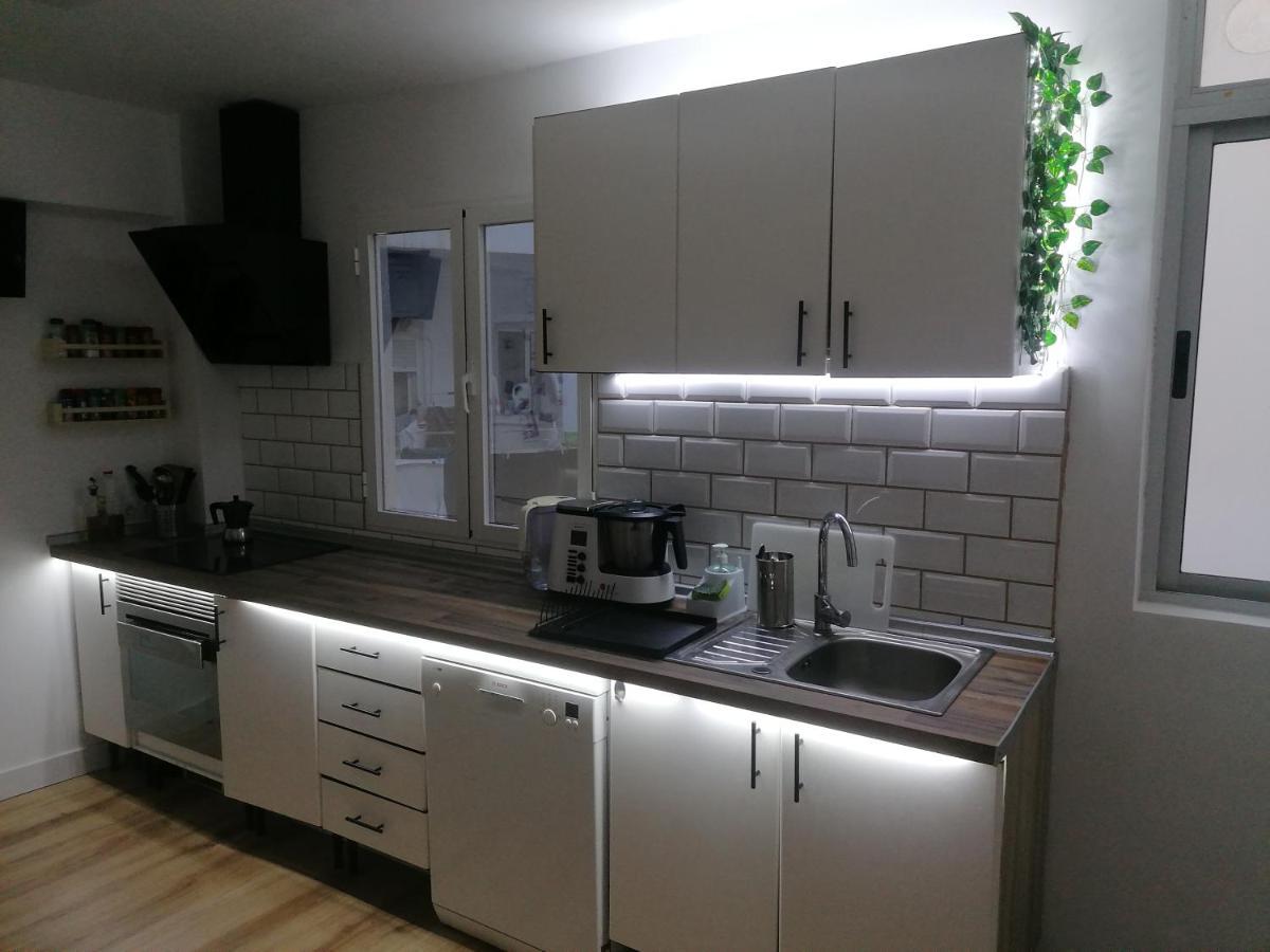 Piso Agradable Cerca De La Playa Apartment Almeria Luaran gambar