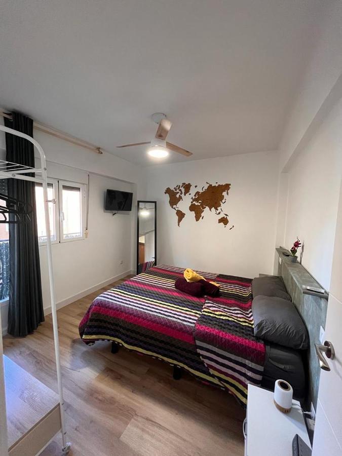 Piso Agradable Cerca De La Playa Apartment Almeria Luaran gambar